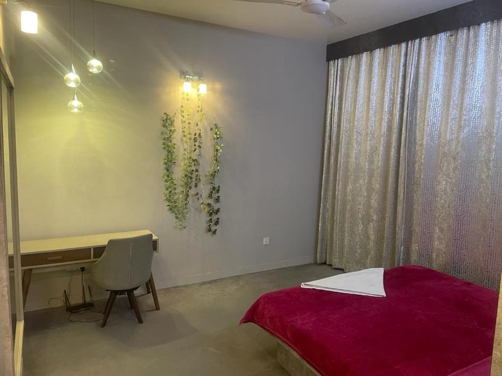 Royal Nest Apartment *